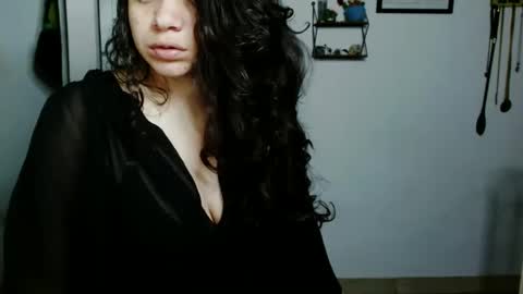 Karoll online show from 10.07.25