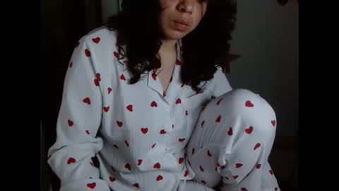 Karoll online show from 12.18.25