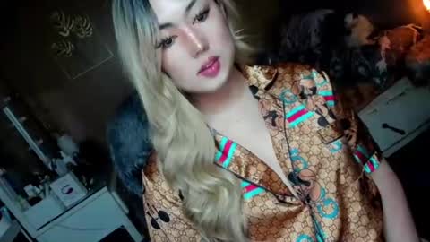 MISS ALICIA online show from 12.30.24