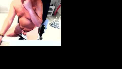 Snapshot of korokota2021 chatting on 10.11.25 Korokota online show from 10.11.25