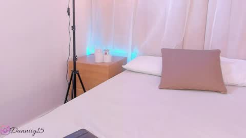 K O S M I C online show from 04.15.26