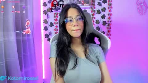 Snapshot of kotomi_rosse chatting on 10.23.25 Kotomi online show from 10.23.25
