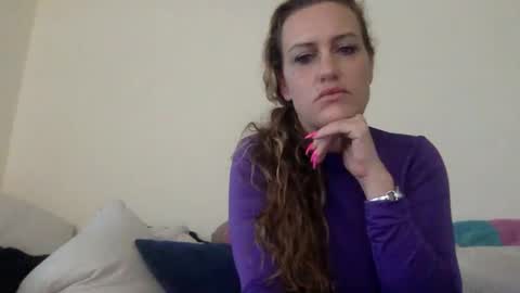 Snapshot of koyoteej chatting on 01.26.25 koyoteej online show from 01.26.25