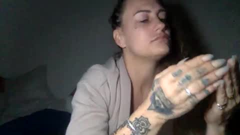 Snapshot of koyoteej chatting on 03.09.25 koyoteej online show from 03.09.25