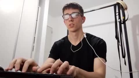 Facu online show from 12.23.25