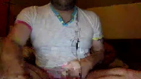 Snapshot of kr4k3n_ chatting on 10.17.25 kr4k3n_ online show from 10.17.25