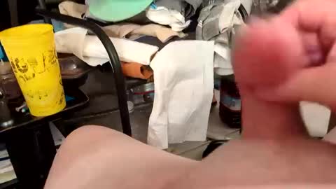 Snapshot of krastheman chatting on 10.10.25 KrasTheMan online show from 10.10.25