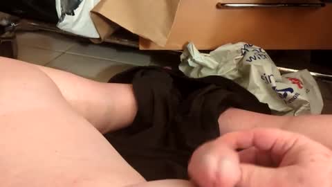 Snapshot of krastheman chatting on 11.17.25 KrasTheMan online show from 11.17.25