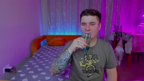 Snapshot of kratoslisandra chatting on 02.04.25 Lisandra online show from 02.04.25