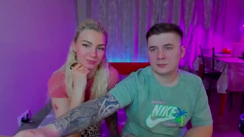 Snapshot of kratoslisandra chatting on 02.19.25 Lisandra online show from 02.19.25