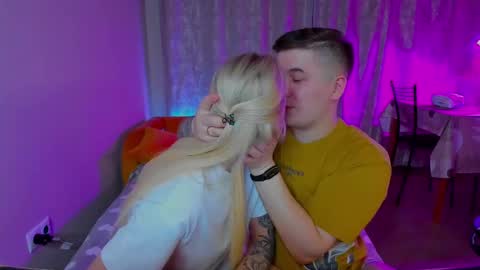 Snapshot of kratoslisandra chatting on 02.23.25 Lisandra online show from 02.23.25