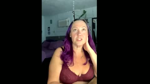 Snapshot of kreamyk420 chatting on 04.24.26 kreamyk420 online show from 04.24.26