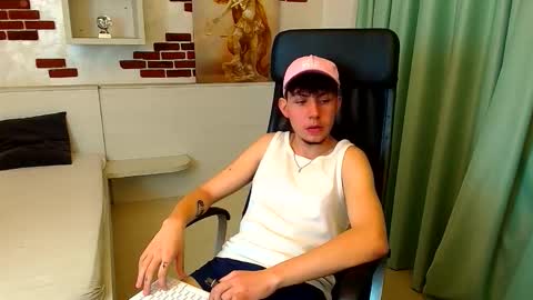 KrewVaughn online show from 10.15.25