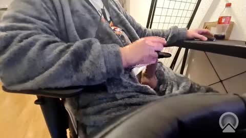 krime59100 online show from 12.17.25