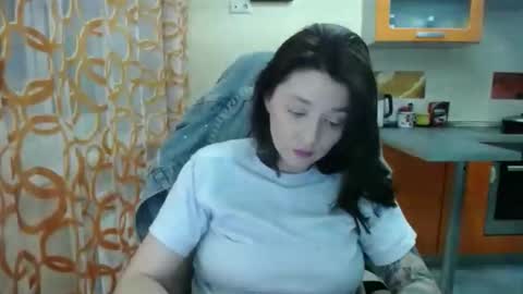 Kris online show from 12.19.25