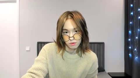 krisfemboy online show from 01.07.26