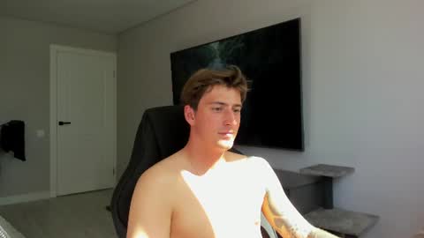 Snapshot of krishort chatting on 06.22.26 krishort online show from 06.22.26