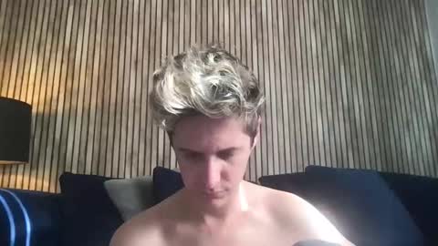 krisl77 online show from 04.05.26