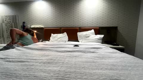 Snapshot of krisnona chatting on 03.05.25 krisnona online show from 03.05.25