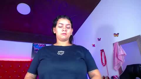 kriss_sweetboobs online show from 11.02.25