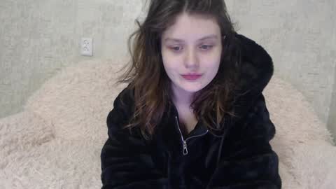 Snapshot of krissvoss chatting on 01.22.25 krissvoss online show from 01.22.25