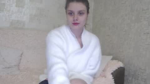 Snapshot of krissvoss chatting on 11.06.25 krissvoss online show from 11.06.25