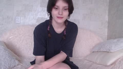 Snapshot of krissvoss chatting on 01.12.26 krissvoss online show from 01.12.26