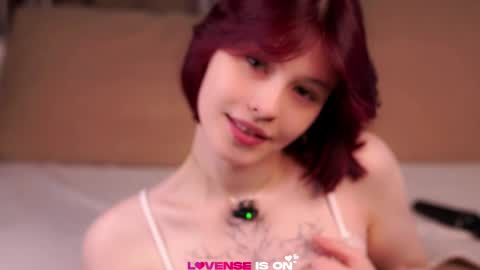 Snapshot of krissyhei chatting on 04.30.26 Sarah online show from 04.30.26