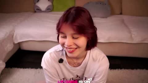 Snapshot of krissyhei chatting on 05.04.26 Sarah online show from 05.04.26