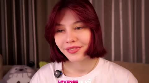 Snapshot of krissyhei chatting on 05.06.26 Sarah online show from 05.06.26