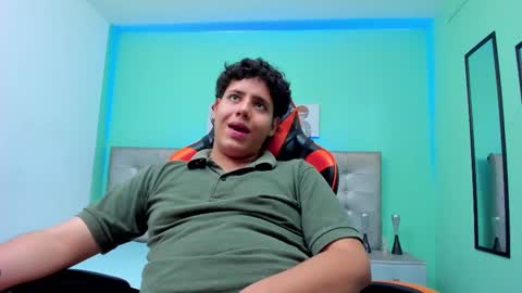 Snapshot of krist_palma chatting on 02.12.25 krist_palma online show from 02.12.25