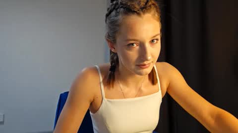 Snapshot of kristandaty chatting on 02.11.26 kristandaty online show from 02.11.26