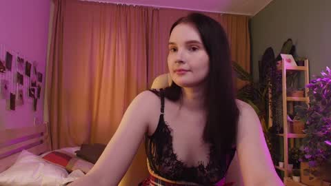 Snapshot of kristen_belll chatting on 04.10.26 Sophia online show from 04.10.26