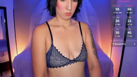 Kristen online show from 10.15.25