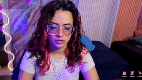 Snapshot of kristen_tay chatting on 04.27.26 kristen_tay online show from 04.27.26