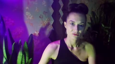 Snapshot of kristinagold44 chatting on 12.10.24 Kristina online show from 12.10.24