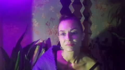 Snapshot of kristinagold44 chatting on 12.22.24 Kristina online show from 12.22.24