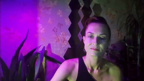 Snapshot of kristinagold44 chatting on 12.27.24 Kristina online show from 12.27.24