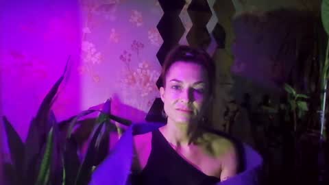 Snapshot of kristinagold44 chatting on 12.28.24 Kristina online show from 12.28.24