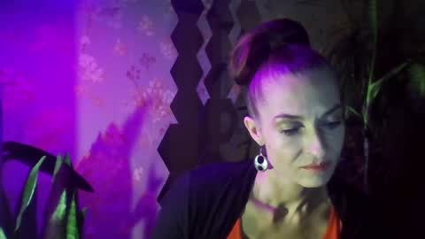 Snapshot of kristinagold44 chatting on 01.11.25 Kristina online show from 01.11.25