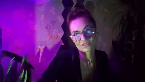 Snapshot of kristinagold44 chatting on 01.22.25 Kristina online show from 01.22.25