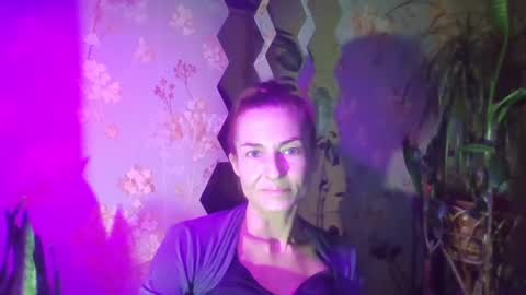 Snapshot of kristinagold44 chatting on 01.28.25 Kristina online show from 01.28.25