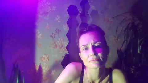 Snapshot of kristinagold44 chatting on 02.01.25 Kristina online show from 02.01.25