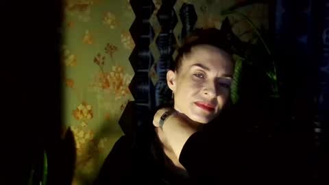 Snapshot of kristinagold44 chatting on 02.12.25 Kristina online show from 02.12.25