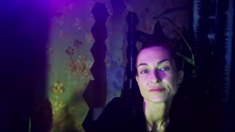 Snapshot of kristinagold44 chatting on 02.13.25 Kristina online show from 02.13.25