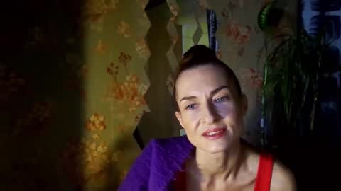 Snapshot of kristinagold44 chatting on 02.14.25 Kristina online show from 02.14.25