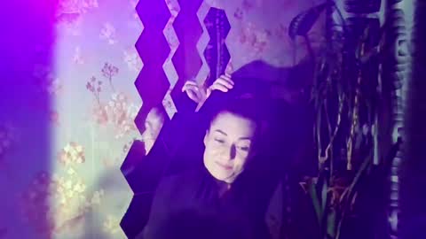 Snapshot of kristinagold44 chatting on 02.15.25 Kristina online show from 02.15.25
