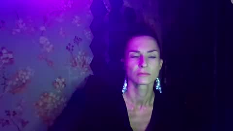 Snapshot of kristinagold44 chatting on 02.26.25 Kristina online show from 02.26.25