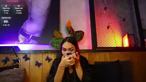 Snapshot of kristinagriner chatting on 06.23.26 KristinaGriner online show from 06.23.26