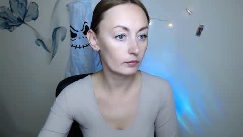 Kristi online show from 10.18.25
